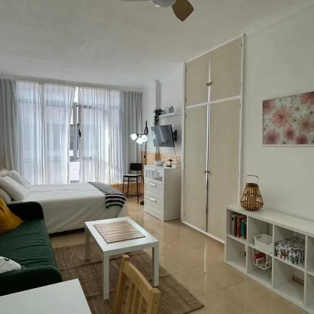 Apartment Vv Milos Canteras